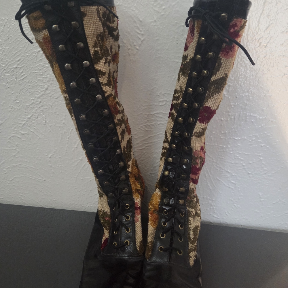 Vintage 60s Floral Lace-Up Women's Boots - Picture 2 of 8